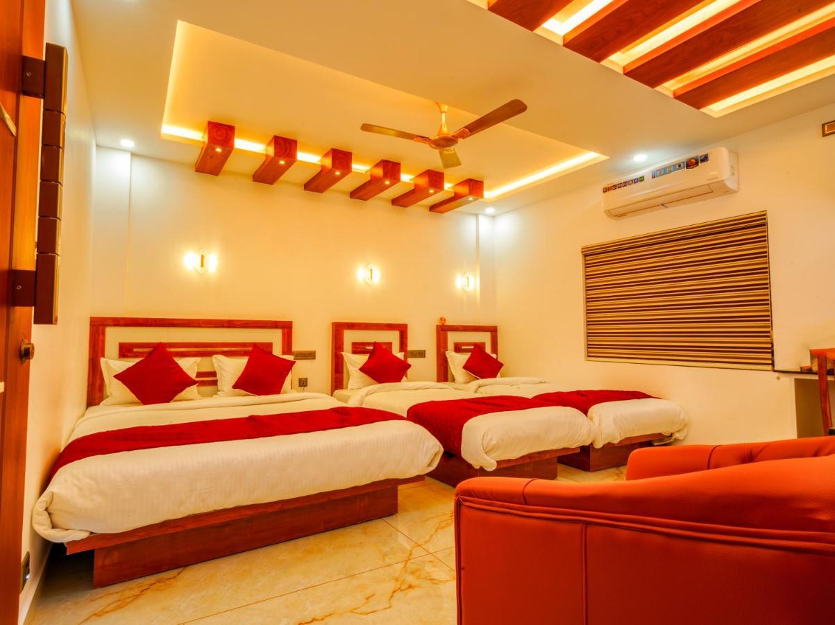 Kochi Marina Suites Airport Hotel מראה חיצוני תמונה