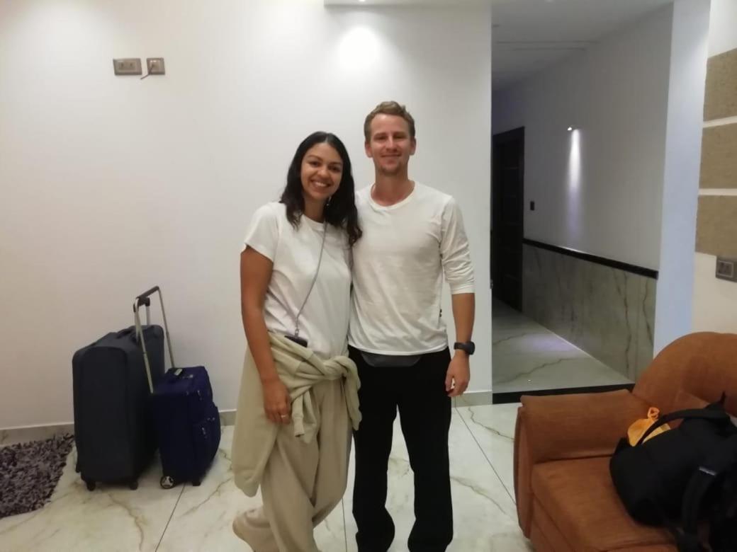 Kochi Marina Suites Airport Hotel מראה חיצוני תמונה