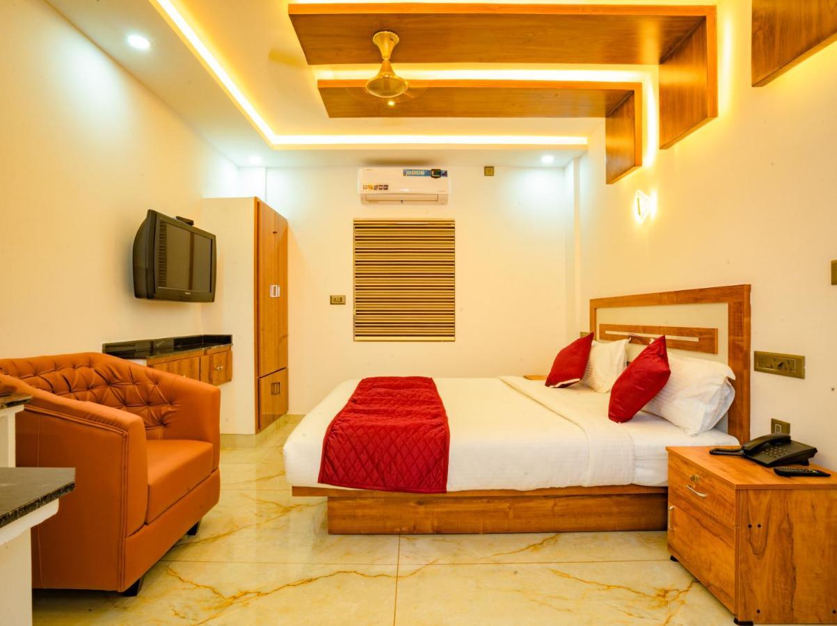 Kochi Marina Suites Airport Hotel מראה חיצוני תמונה