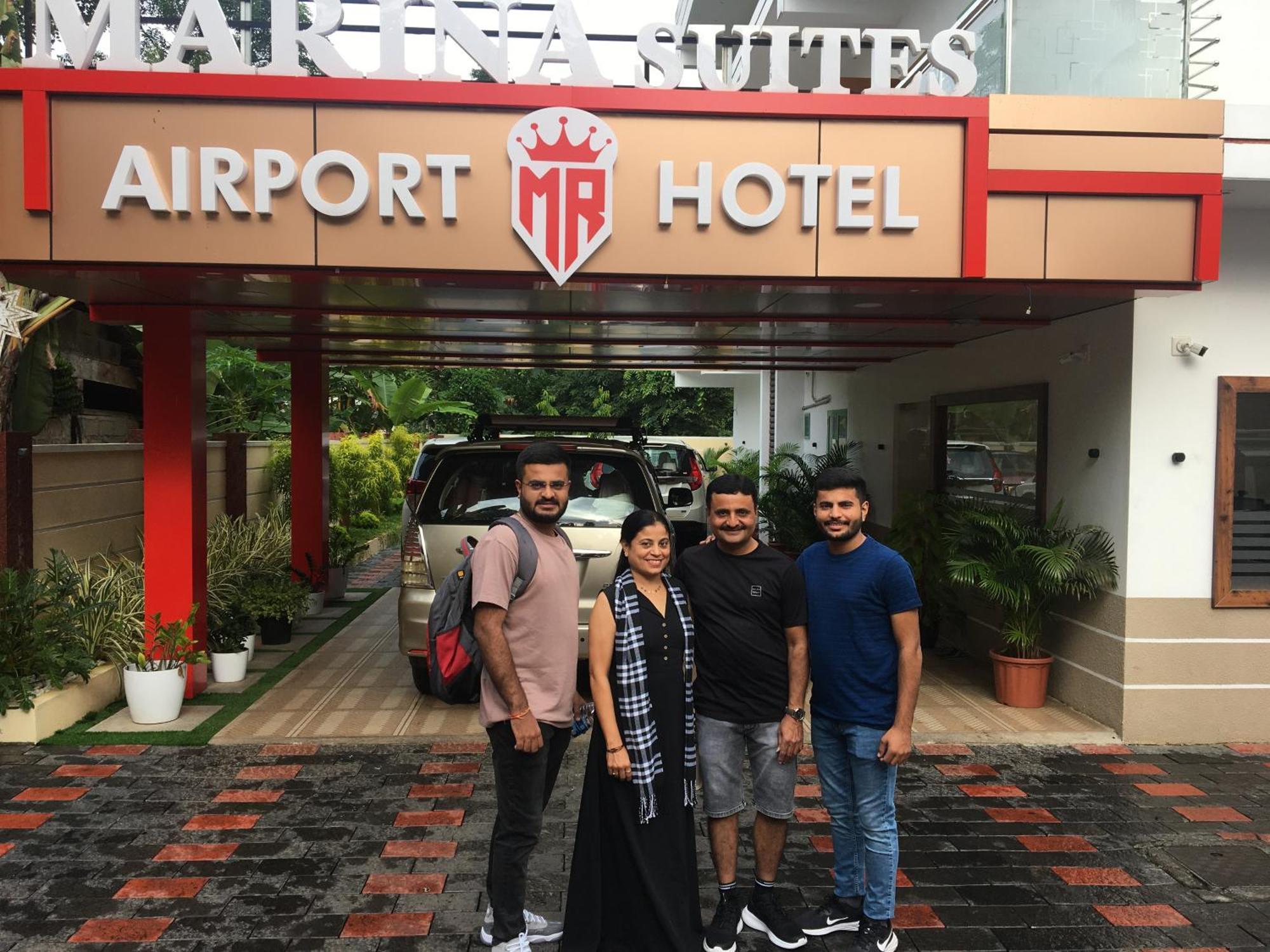 Kochi Marina Suites Airport Hotel מראה חיצוני תמונה