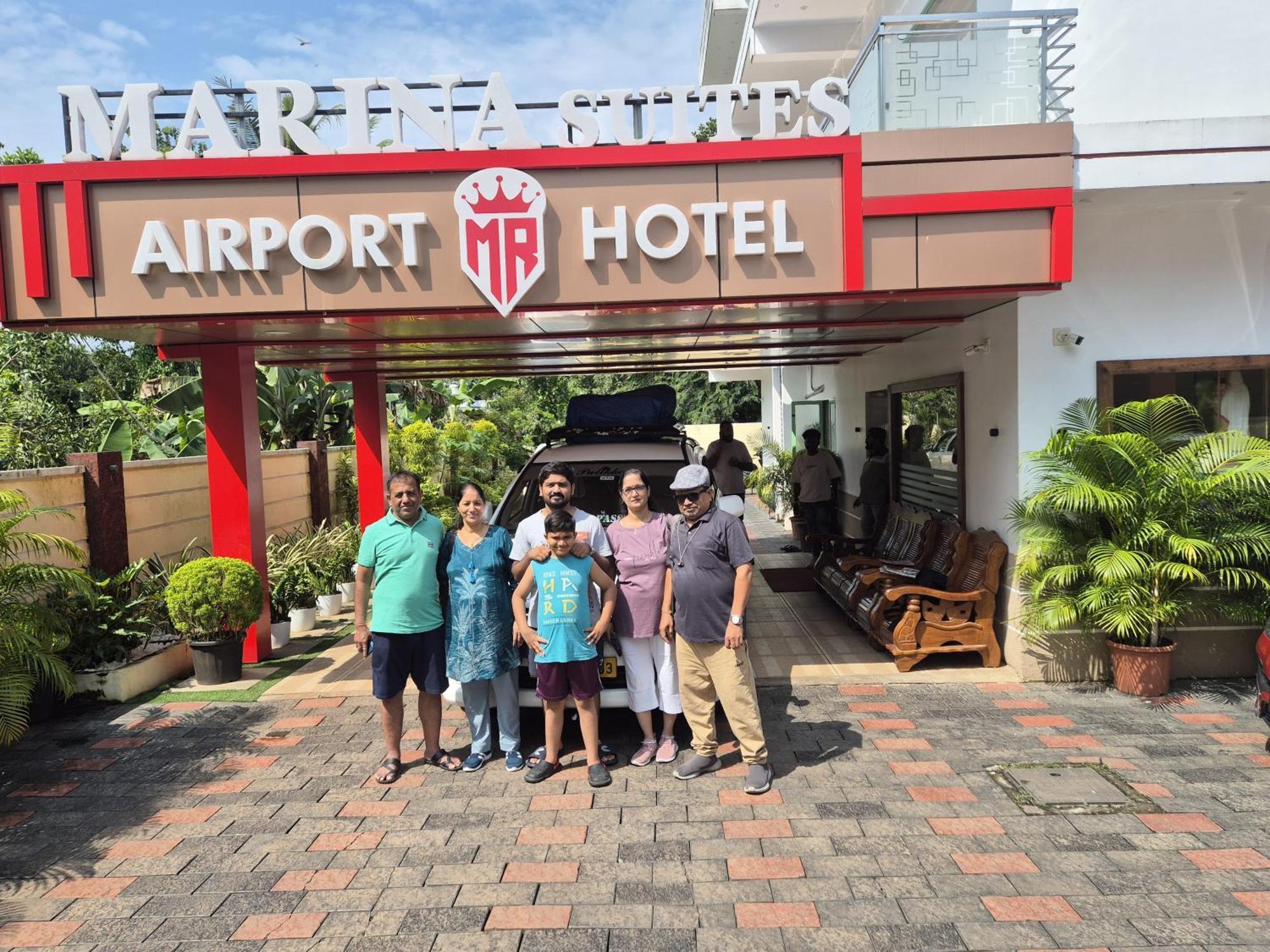Kochi Marina Suites Airport Hotel מראה חיצוני תמונה