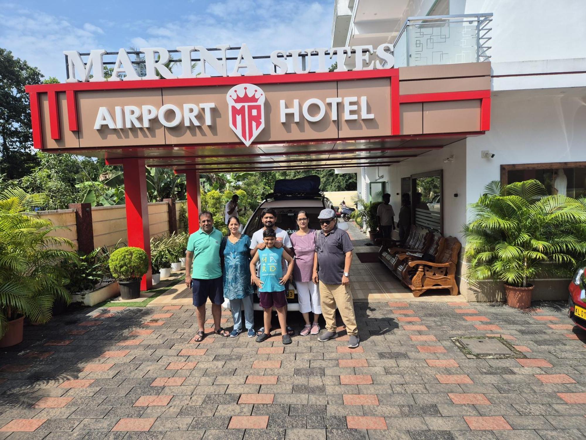Kochi Marina Suites Airport Hotel מראה חיצוני תמונה